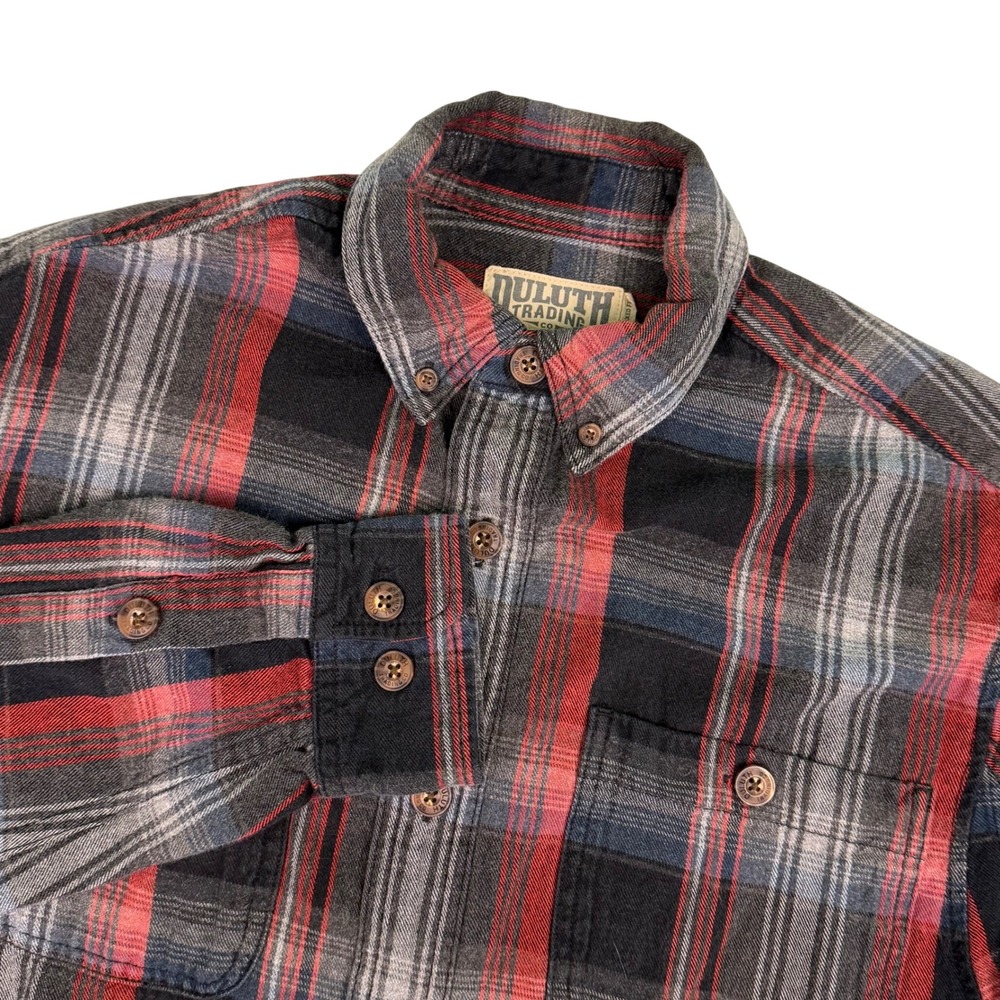 Duluth Trading Co Mens S Shirt Plaid Red‎ Black Gray Flannel Long Sleeve Relaxed